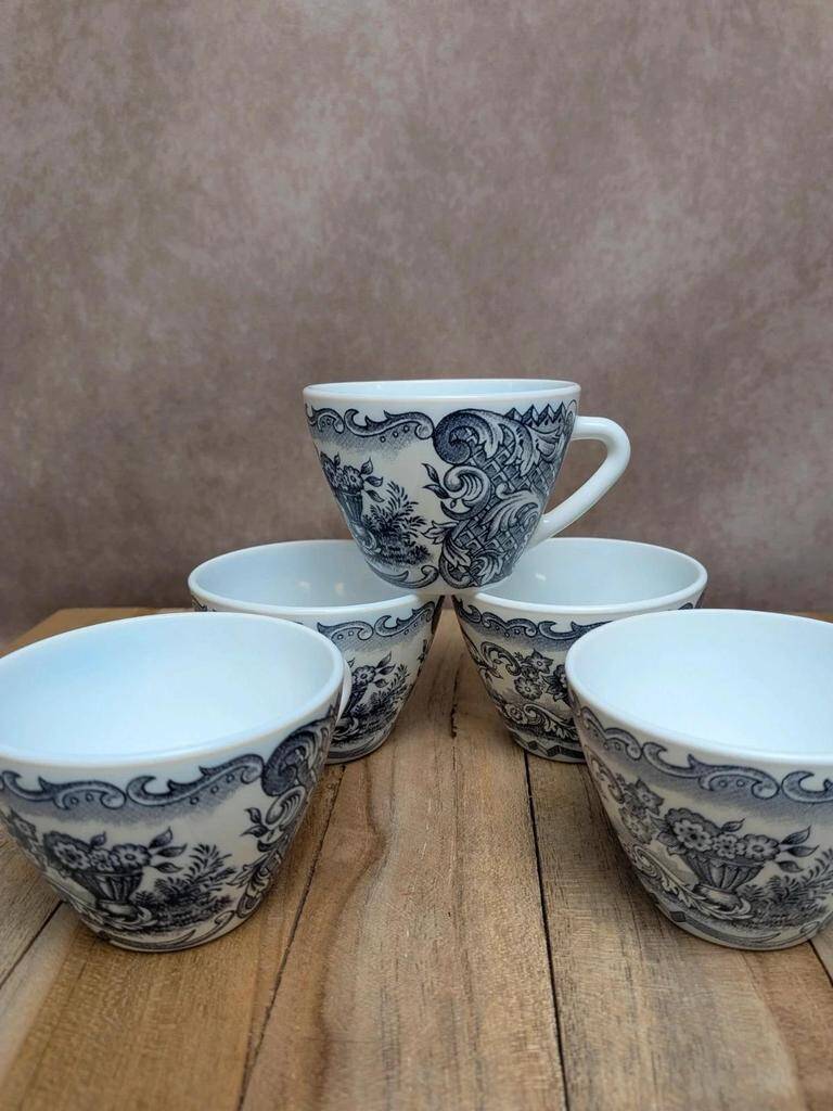 Set of 5 vintage Rivanel mugs