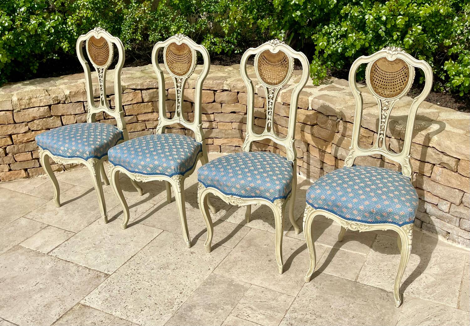 Set of 4 Louis XV style lacquered chairs