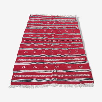 Tapis kilim rouge fait main berbère traditionnel en pure laine  200×110cm