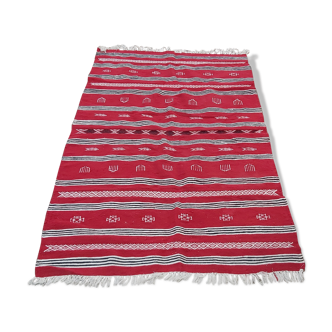 Tapis kilim rouge fait main berbère traditionnel en pure laine  200×110cm