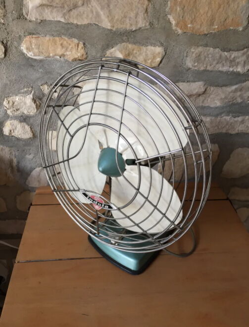 Indola brand fan of the 60s