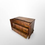 Italian art deco walnut chest of drawers, 1940s.