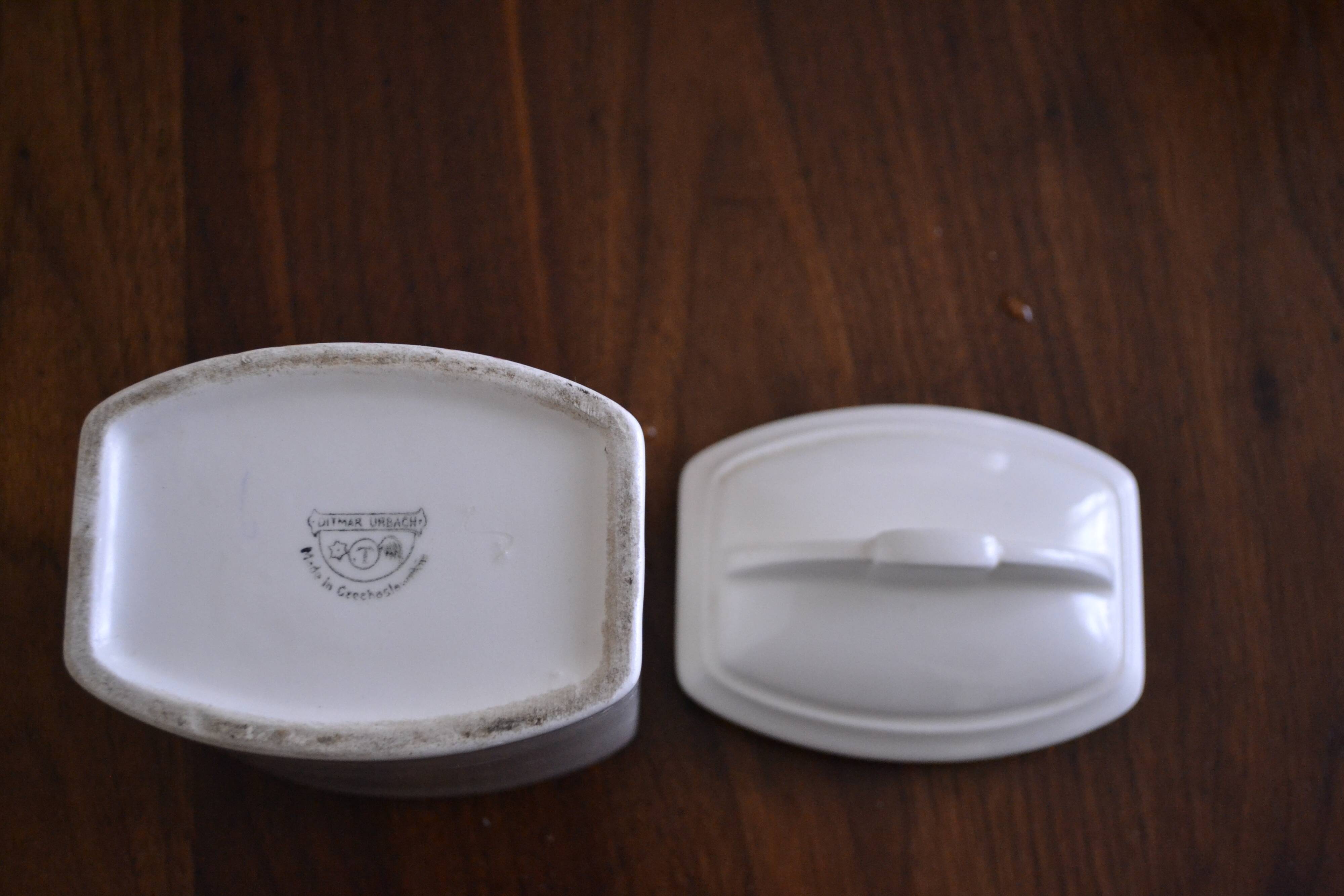 Purple flower flour pot