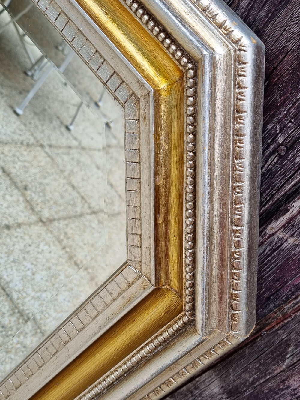 Octagonal mirror wood with frieze of oves, beveled mirror, 20s 66x86cm