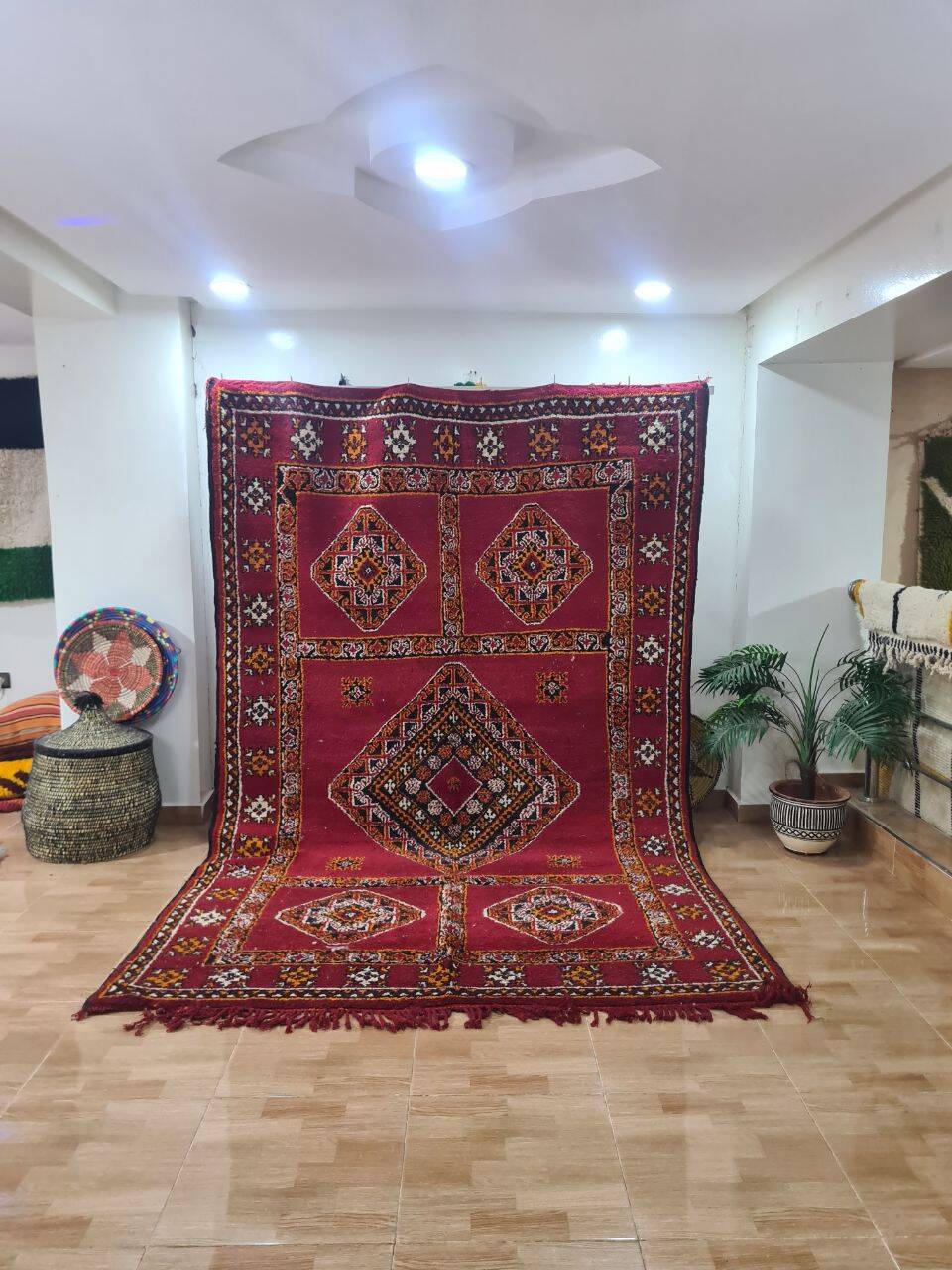 Handmade wool Berber rug 260x180 cm