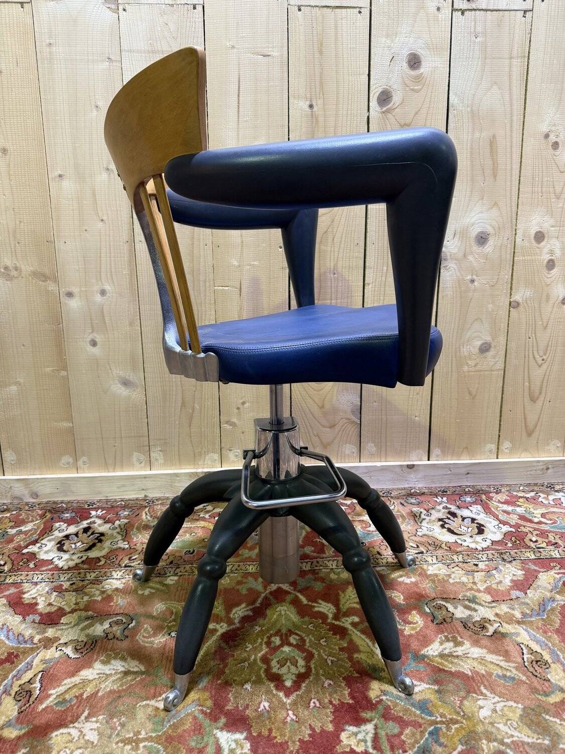Fauteuil de bureau BOREK SIPEK "Maletius" édition Maletti 1990