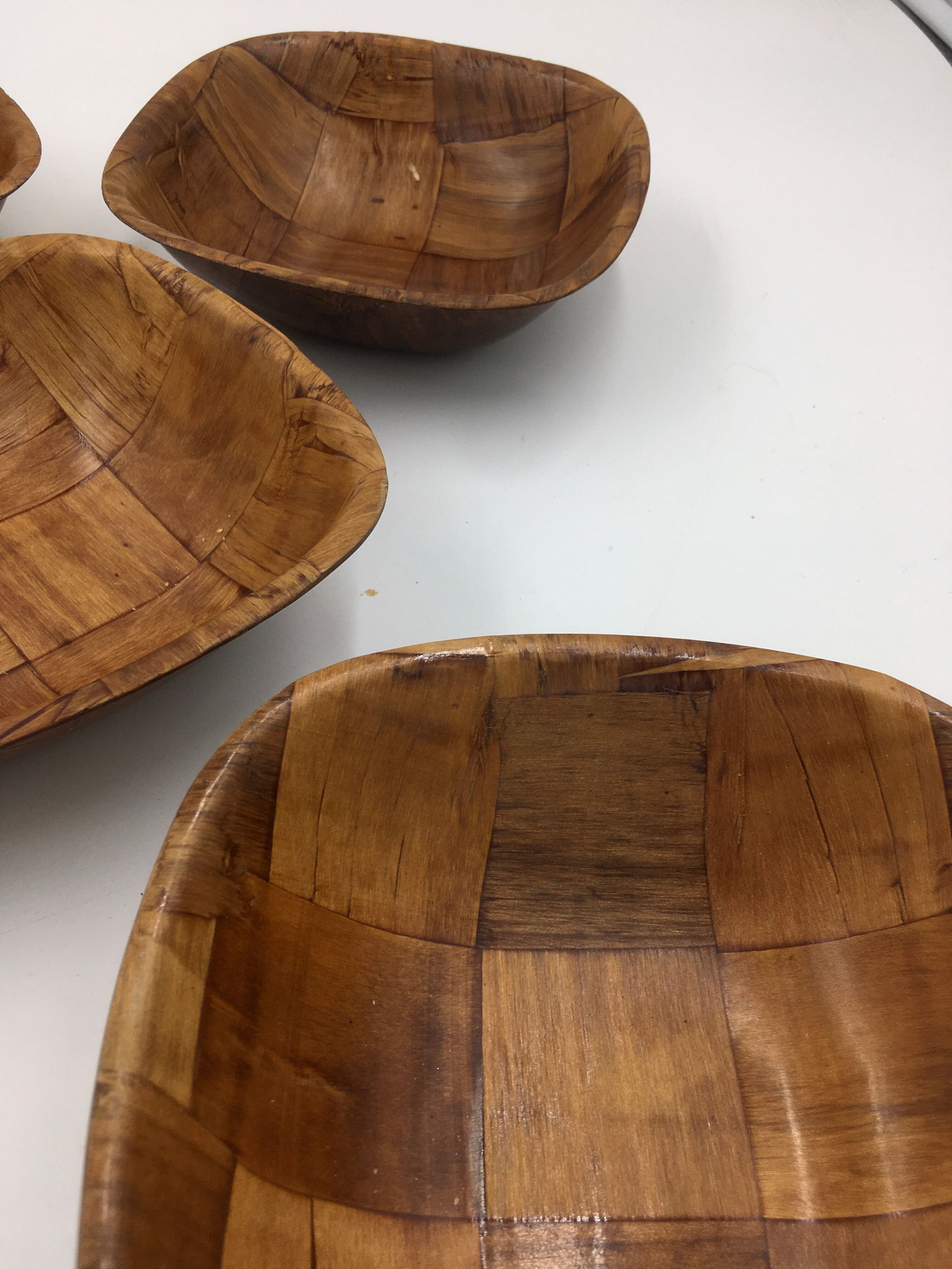 Set of 5 banana leaf dishes