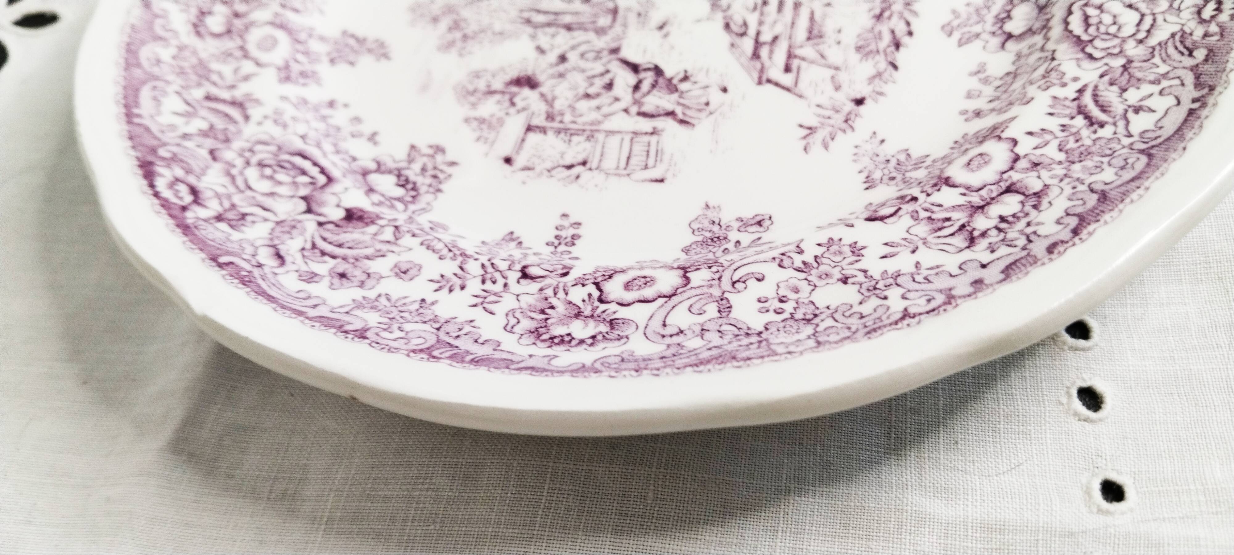 Set of 12 Lunéville earthenware dessert plates