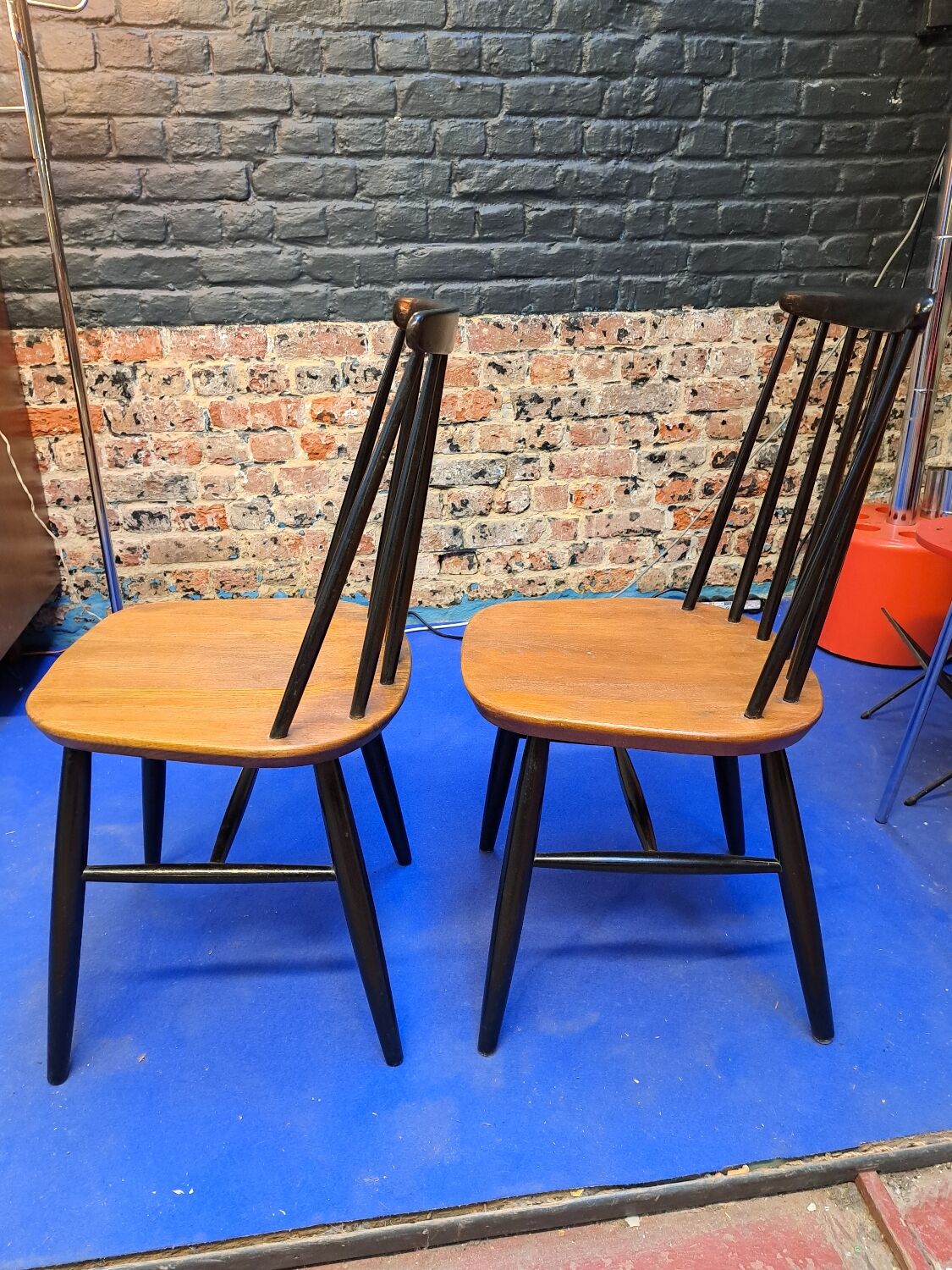 Pair of Fanett chairs by Tapiovaara