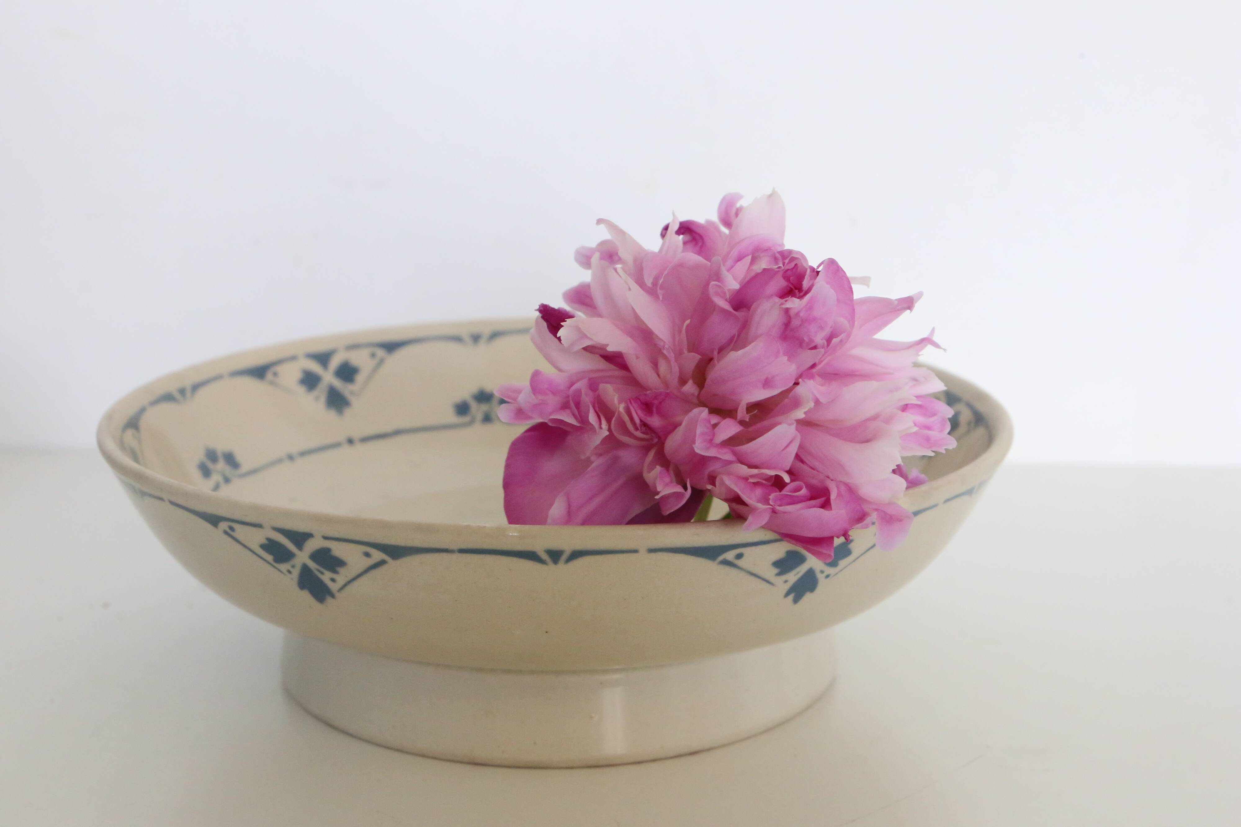 Fruit bowl, dish on pedestal, Luneville, Vintage