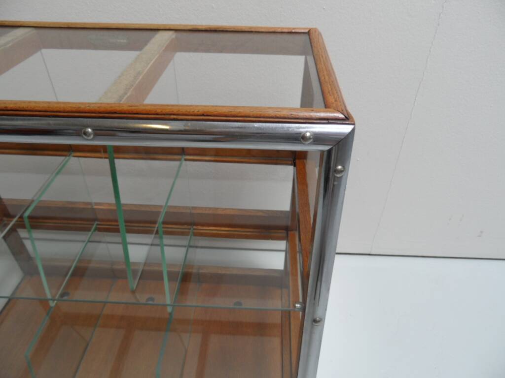 Vitrine de boulangerie vintage