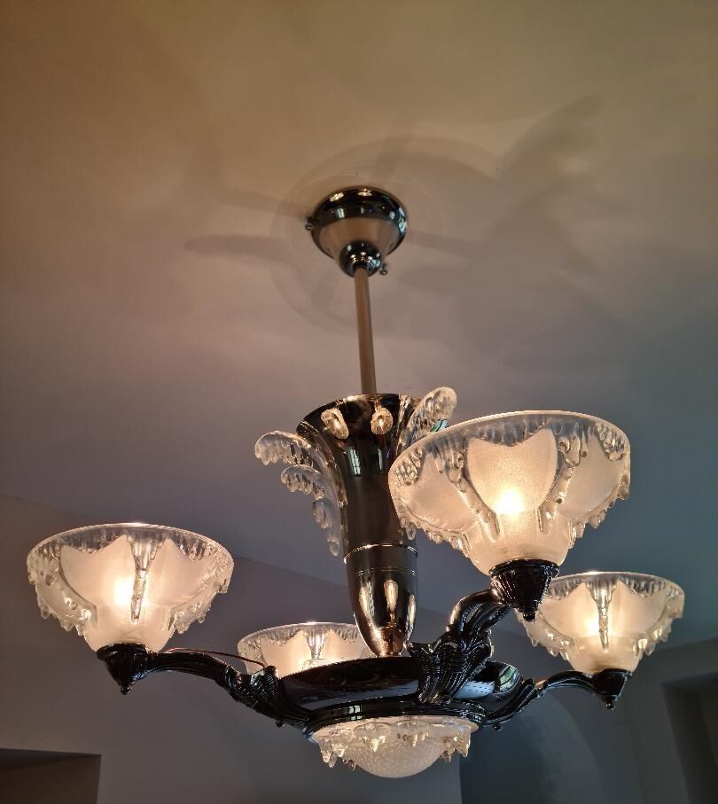 Ezan art deco chandelier with 4 arms of light