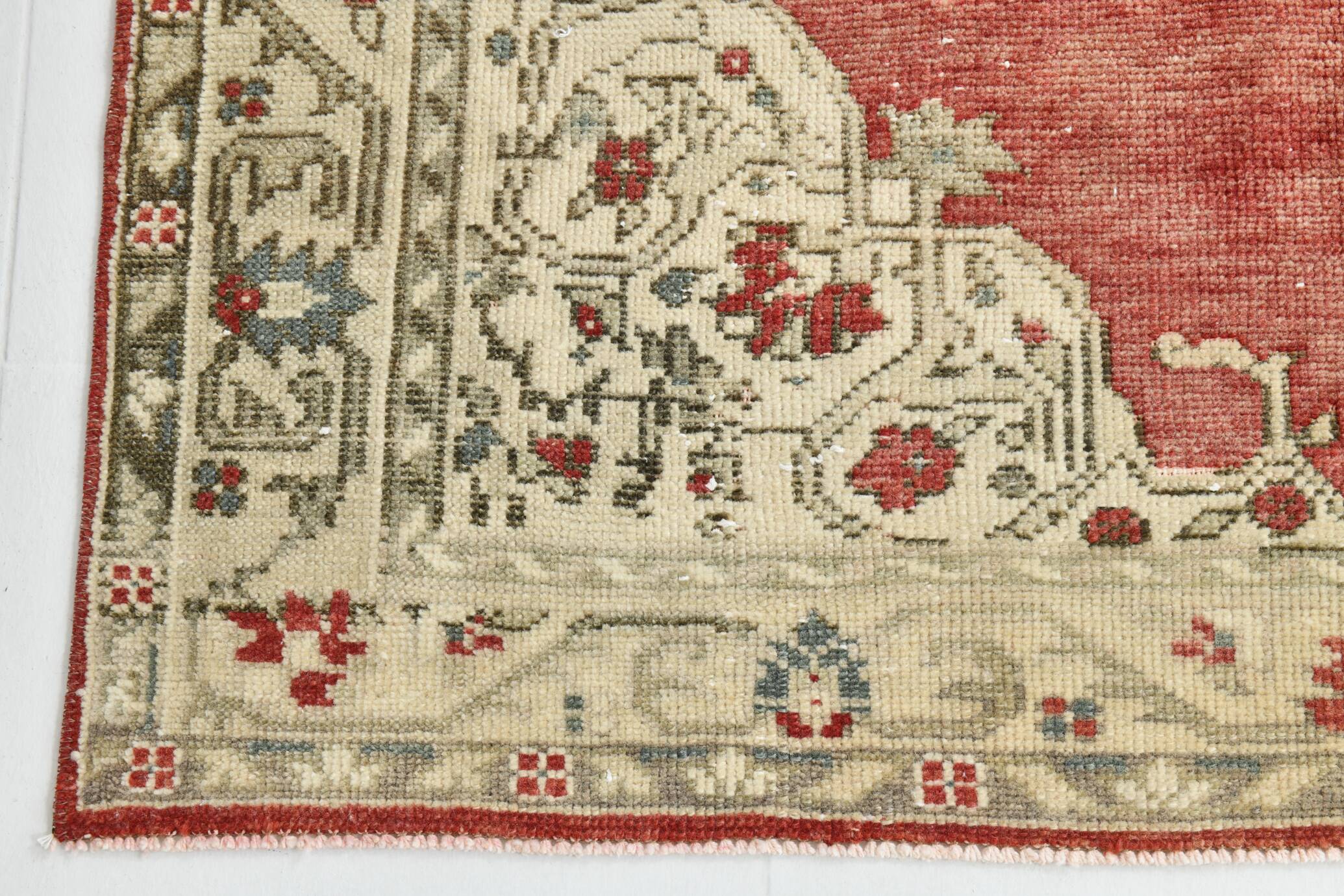 Red & Beige Oriental Vintage Rug 130x257Cm SK 22857