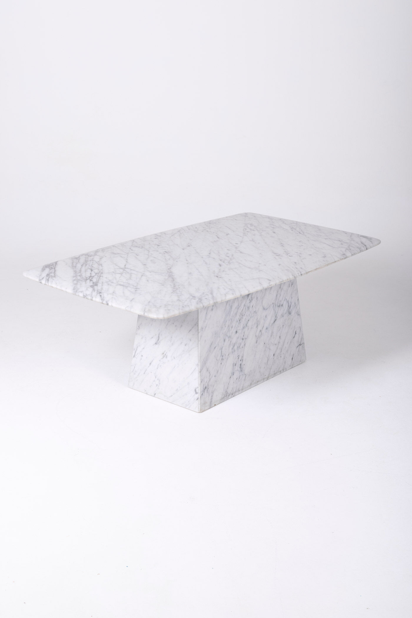 Rectangular marble coffee table