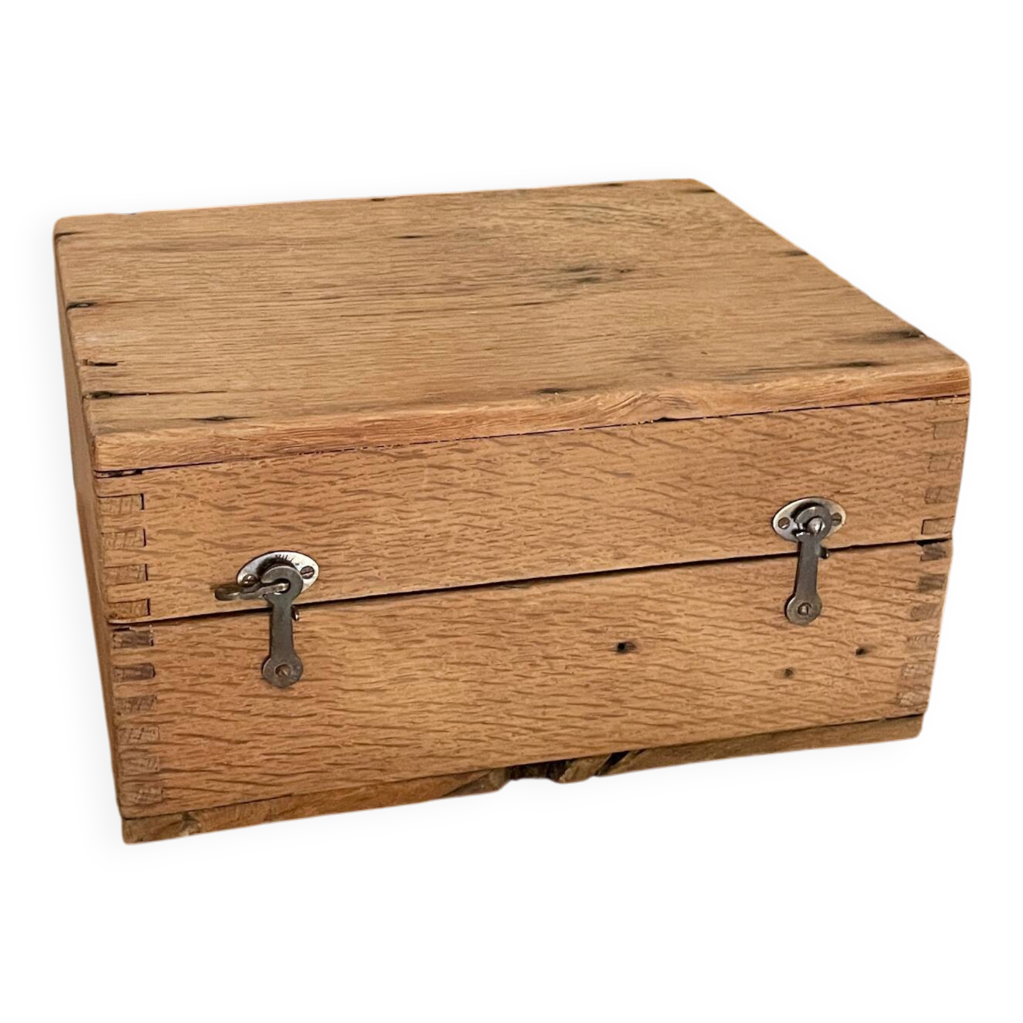 Antique solid oak chest - 31 x 26 x 15