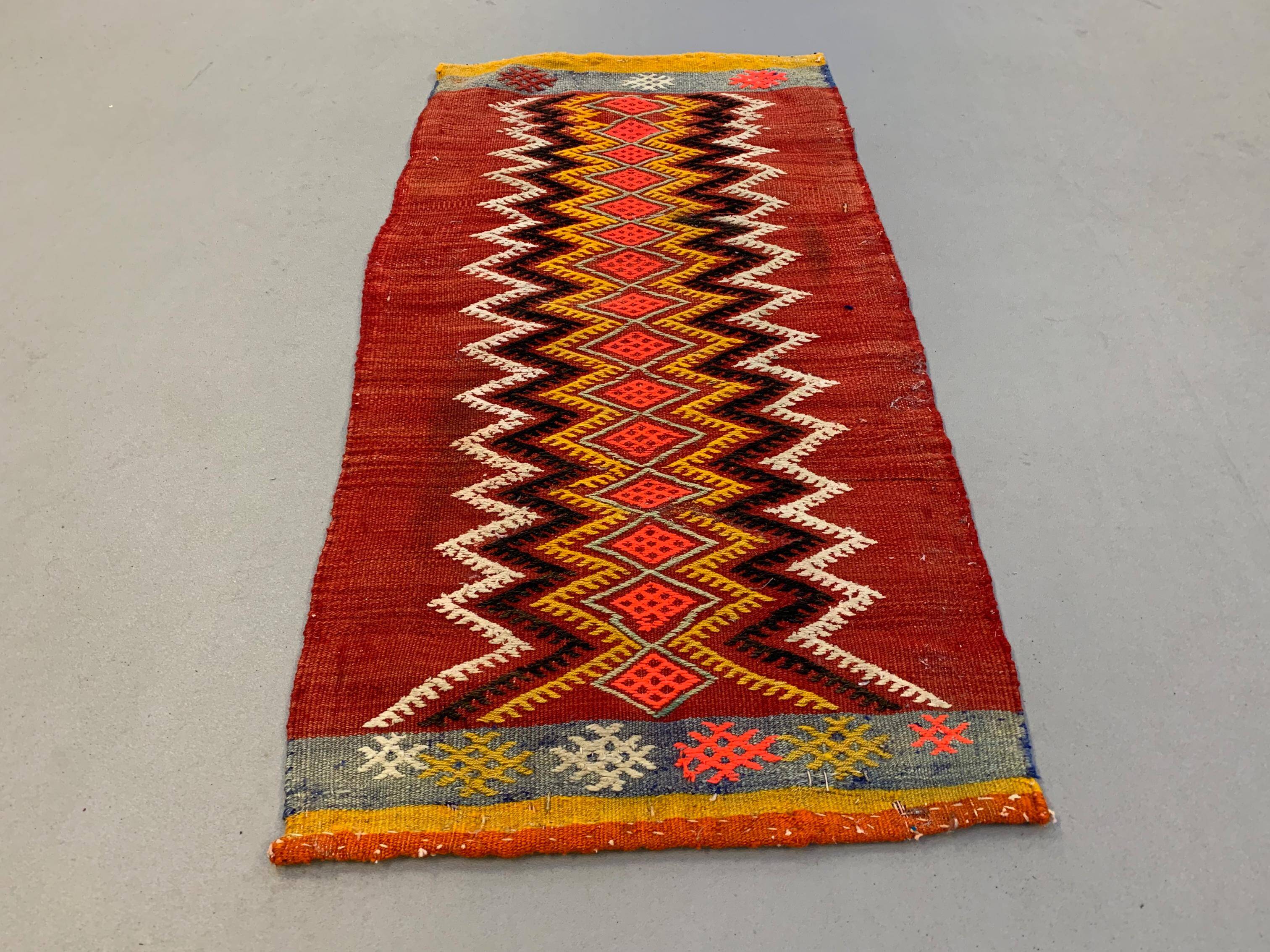 Vintage Turkish Mini Kilim 97x50 cm wool small Kelim Runner, shabby Chic