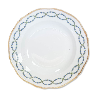 Lot d'assiettes creuses en porcelaine