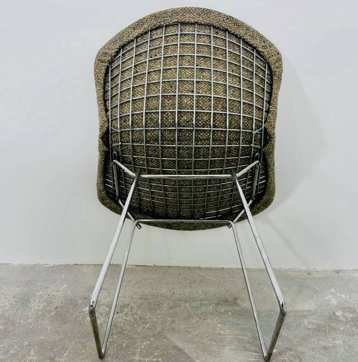 Set of 10 Wire chairs by Harry Bertoia for Knoll
