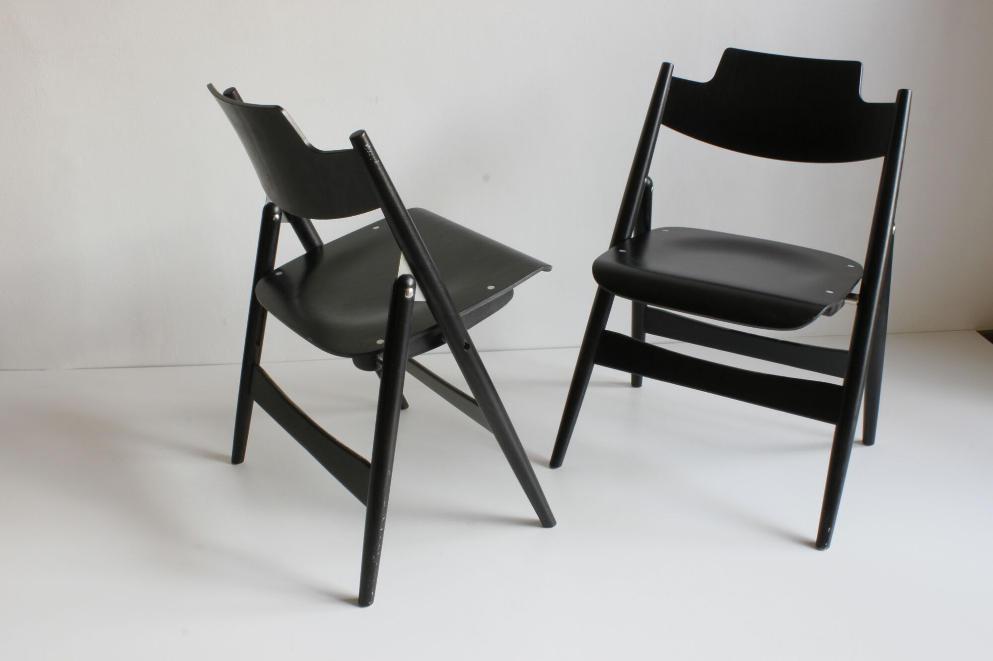 Wooden folding chairs SE18 by Egon Eiermann for Wilde & Spieth, Germany 1952.