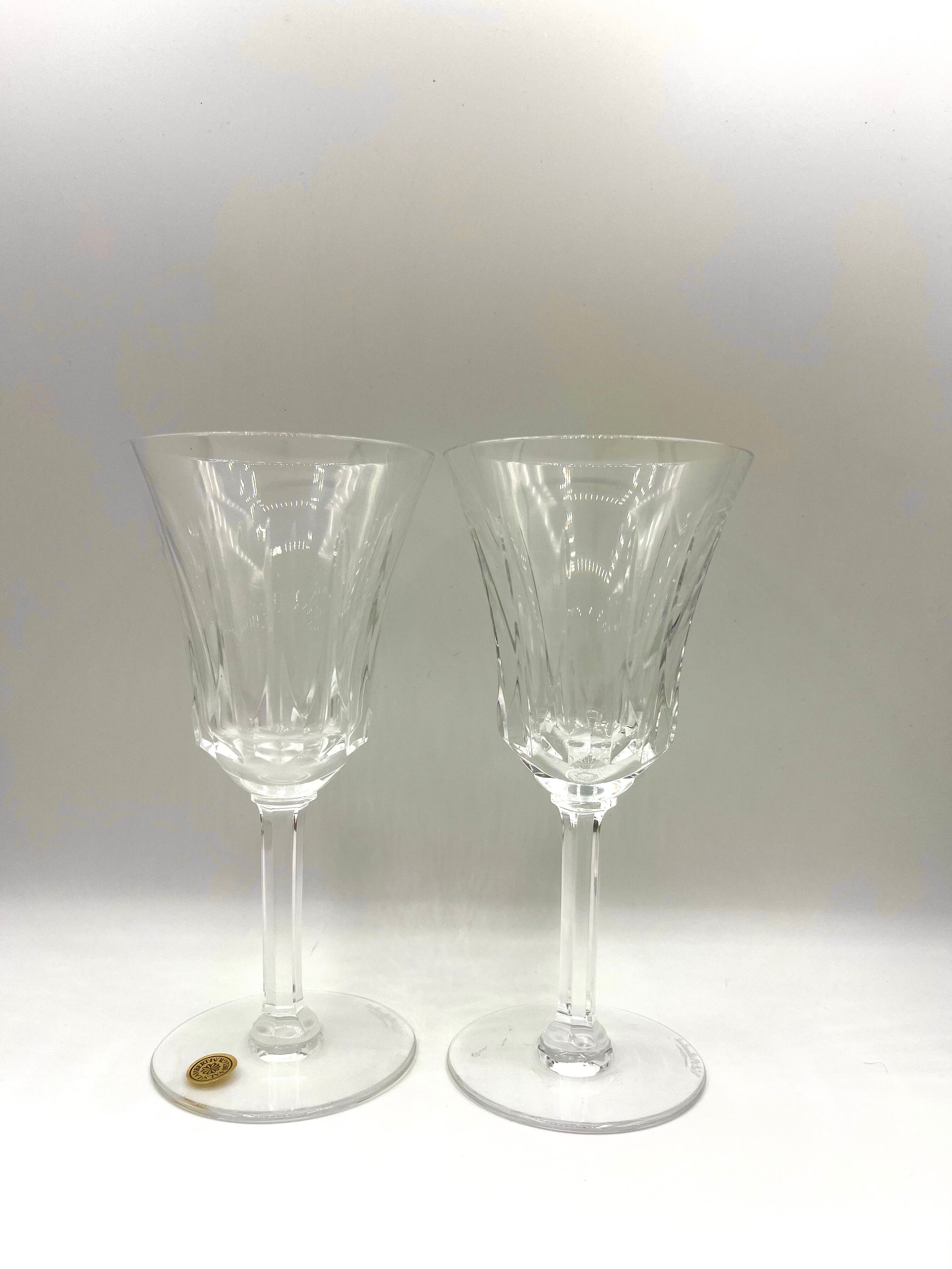 6 wine glasses Val Saint Lambert