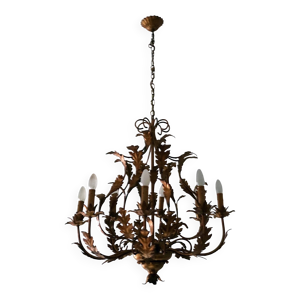 Lustre en tôle dorée