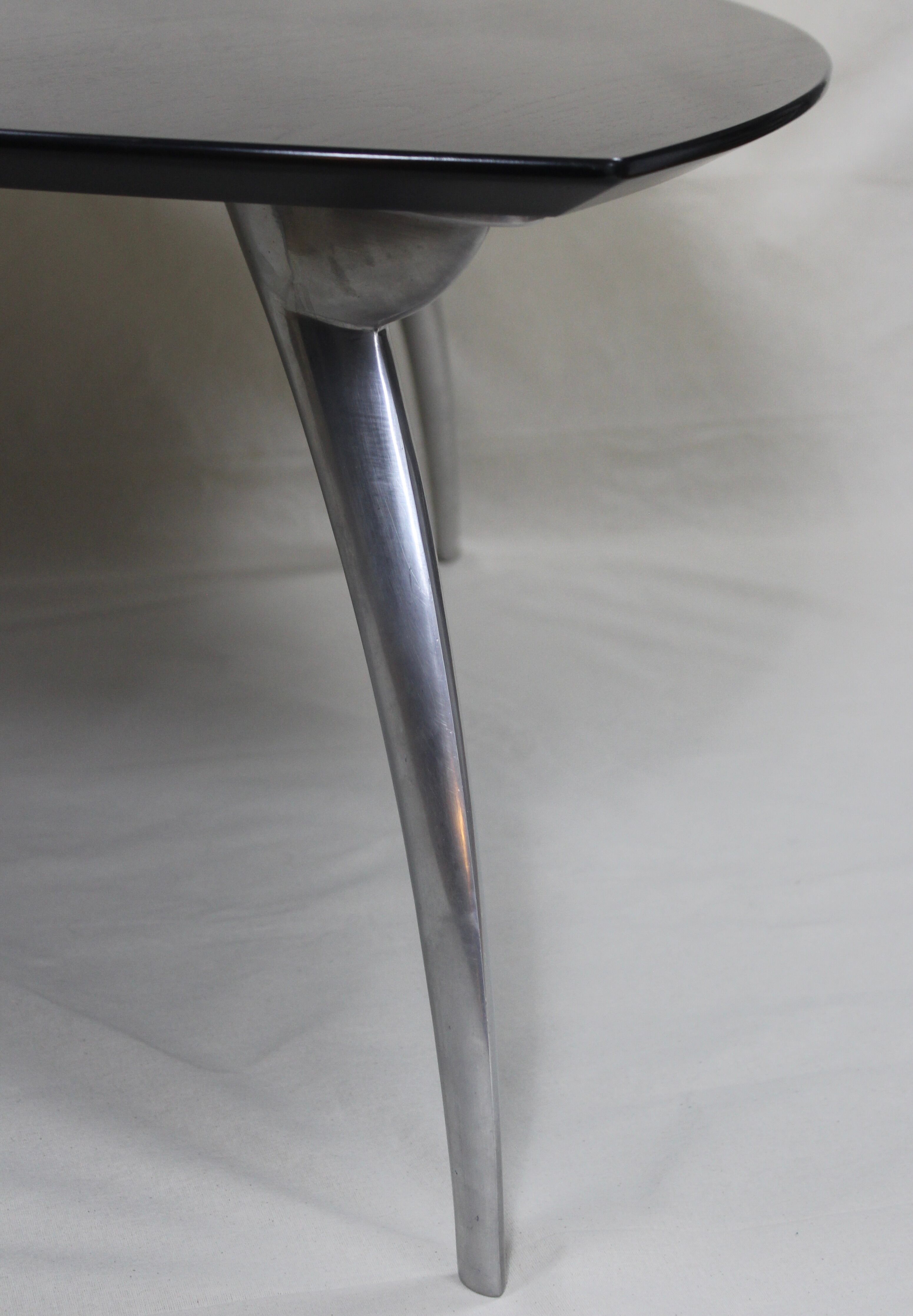 Table basse "Tucano" par Marc Berthier circa 1990