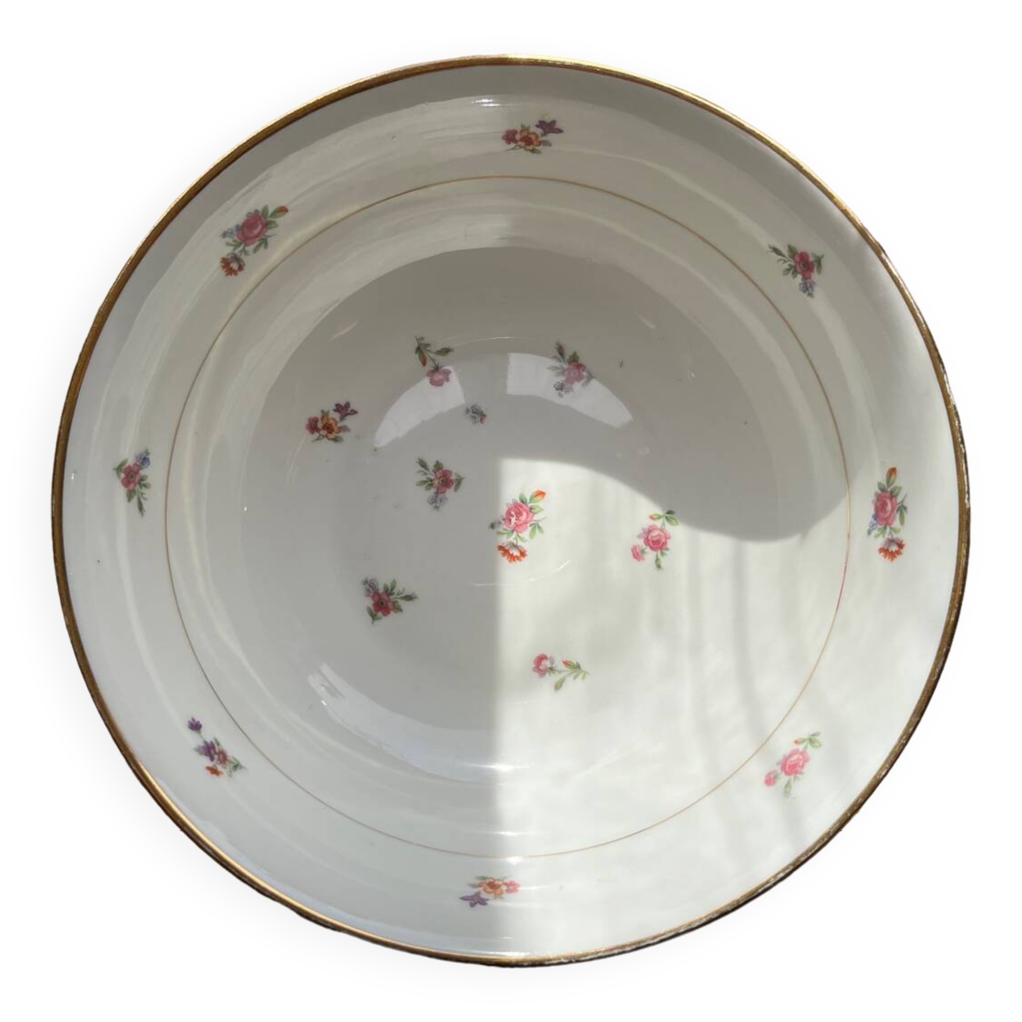 Porcelain salad bowl