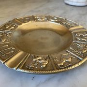 Cendrier horoscope en bronze doré vintage