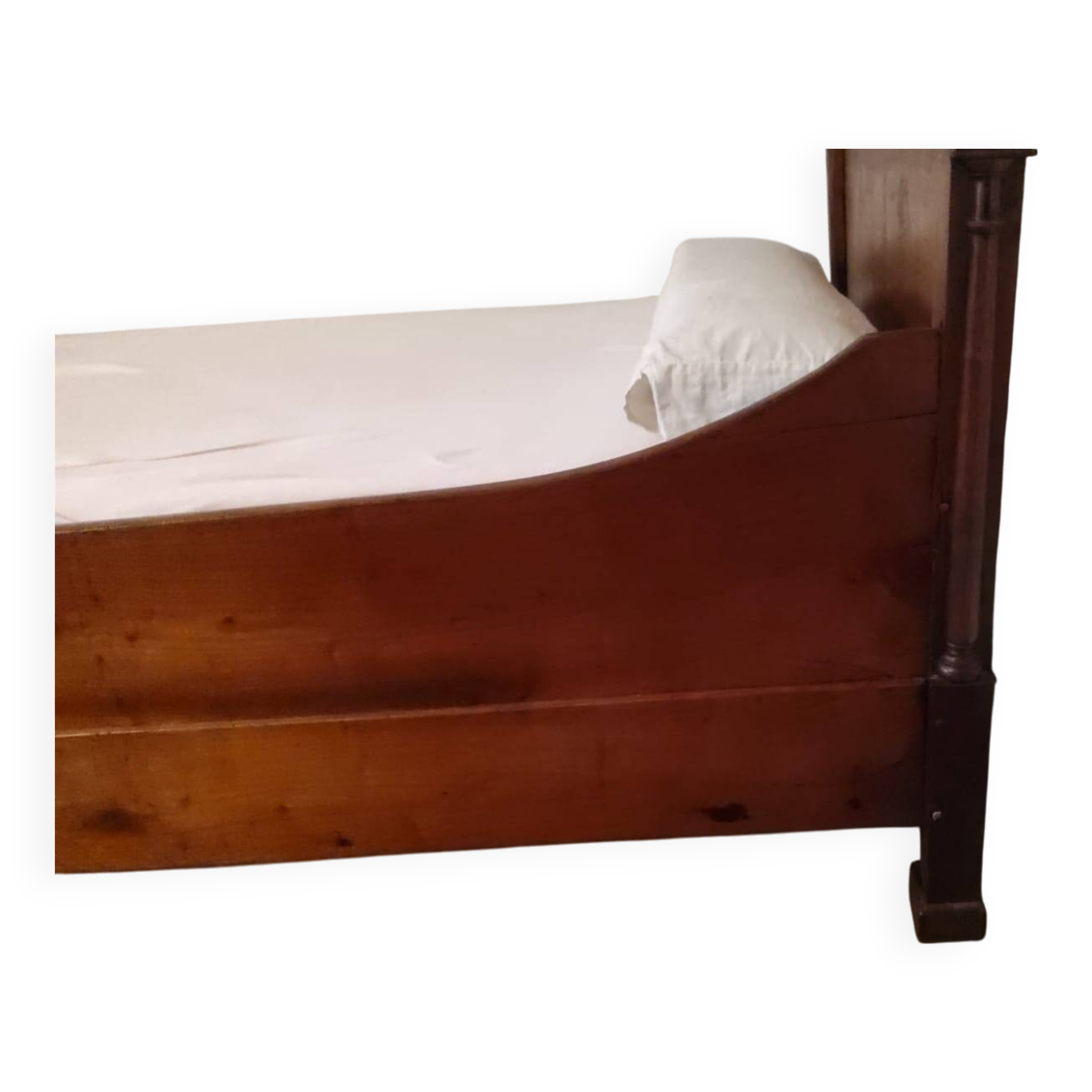 Boat bed