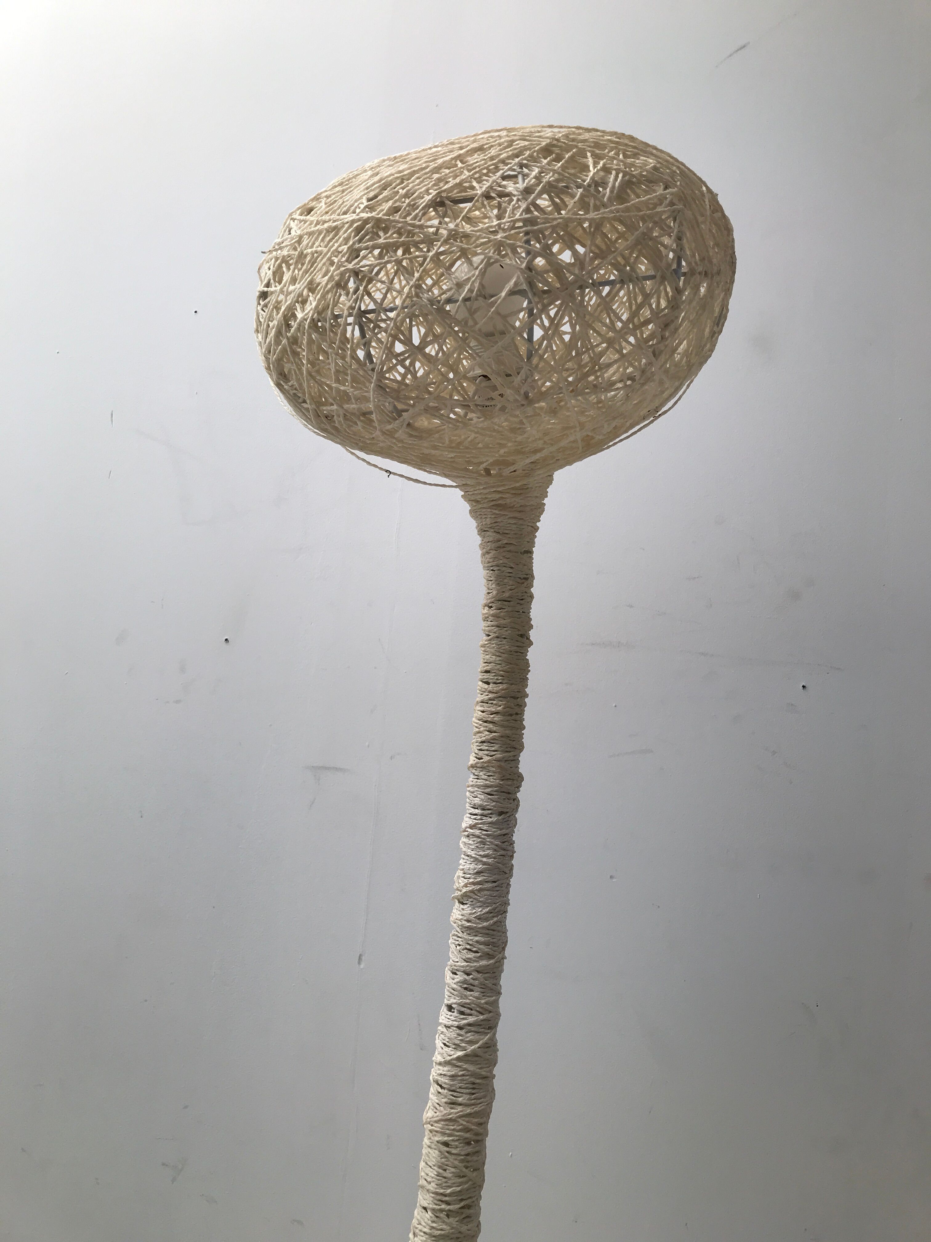 Braided twine lamppost