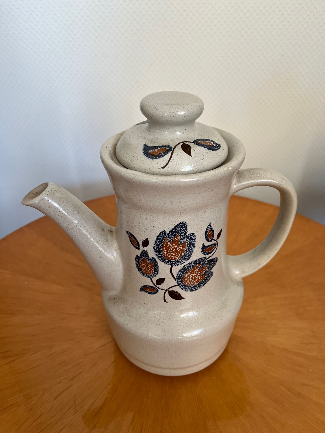 Saint Amand enameled stoneware coffee maker, Sologne decor