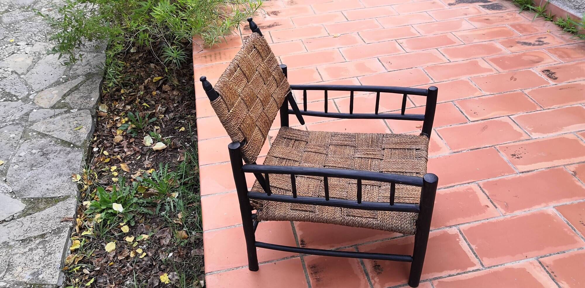 Modernist armchair in wood and braided rope, vintage 1950