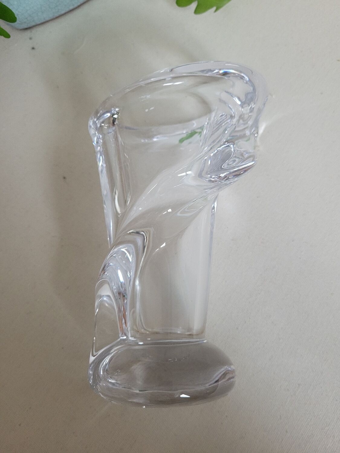 Crystal vase from Vannes Le Chatel