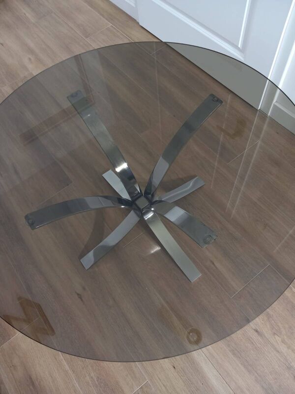 Table basse des années 1970 en Autriche