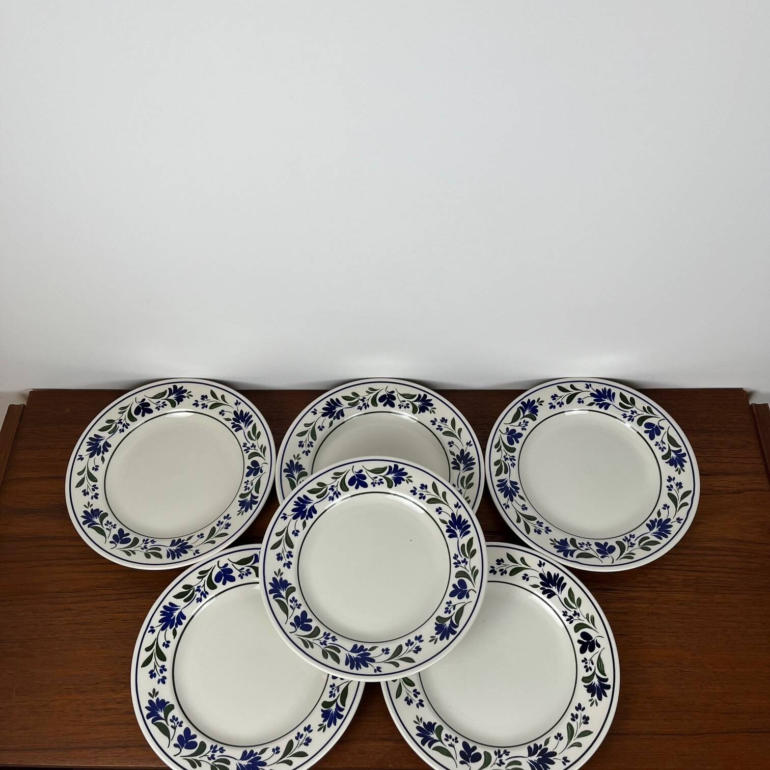 Set of 6 Churchill England dessert plates, flower pattern, 1970