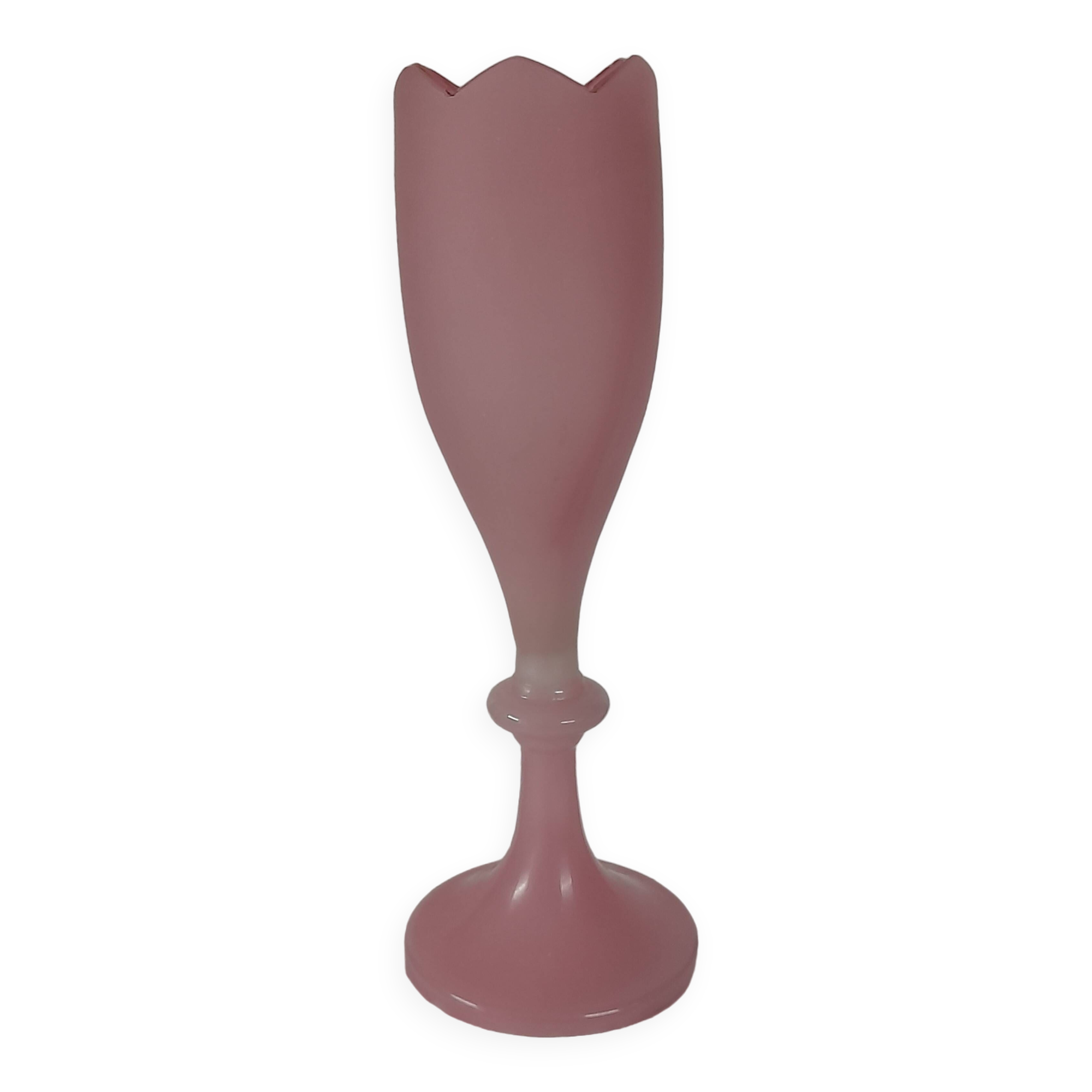 a tulip vase