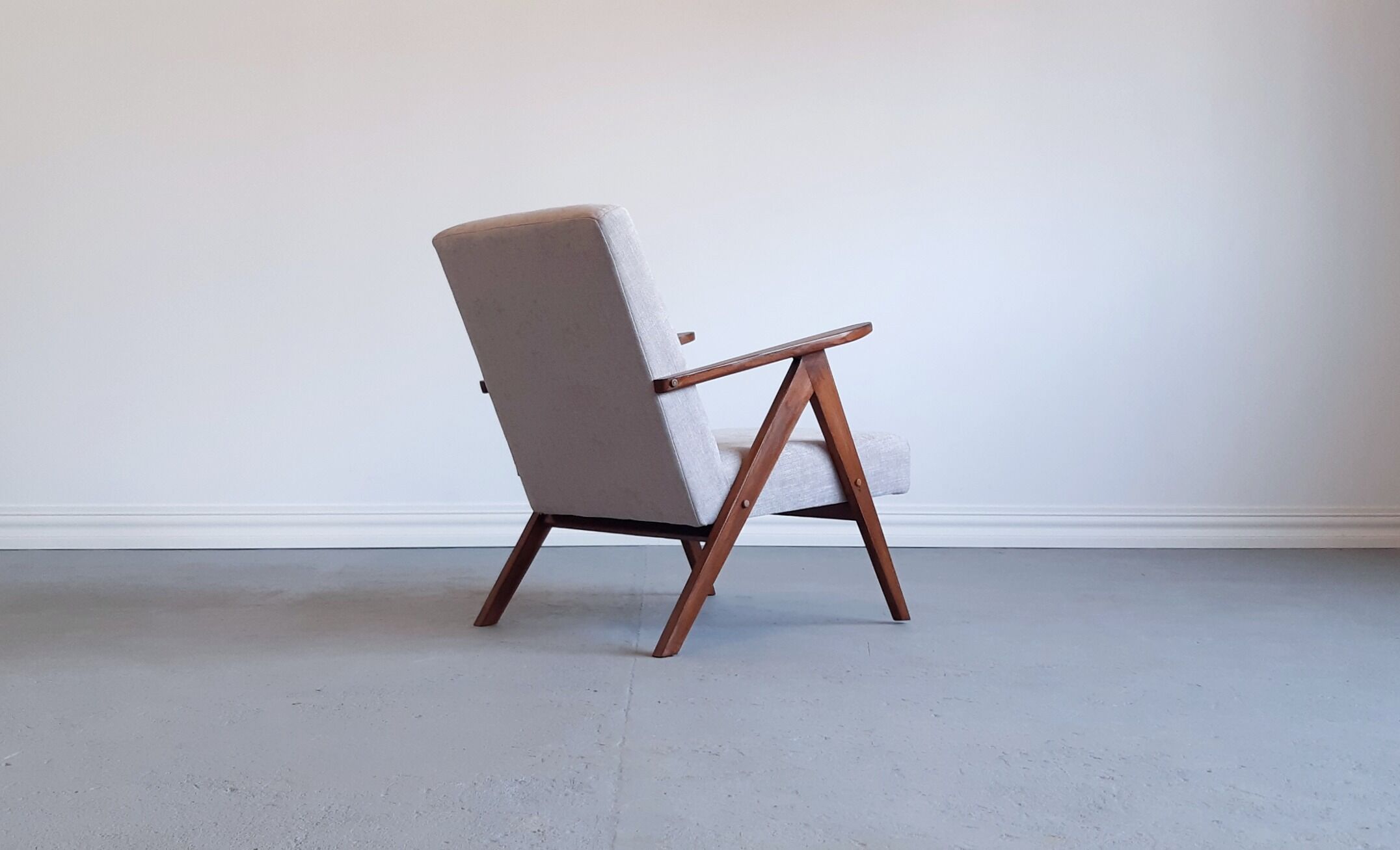 Armchair model B 310 Var, 1960