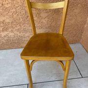 Suite de 12 chaises de Bistrot N 19 Baumann 1960