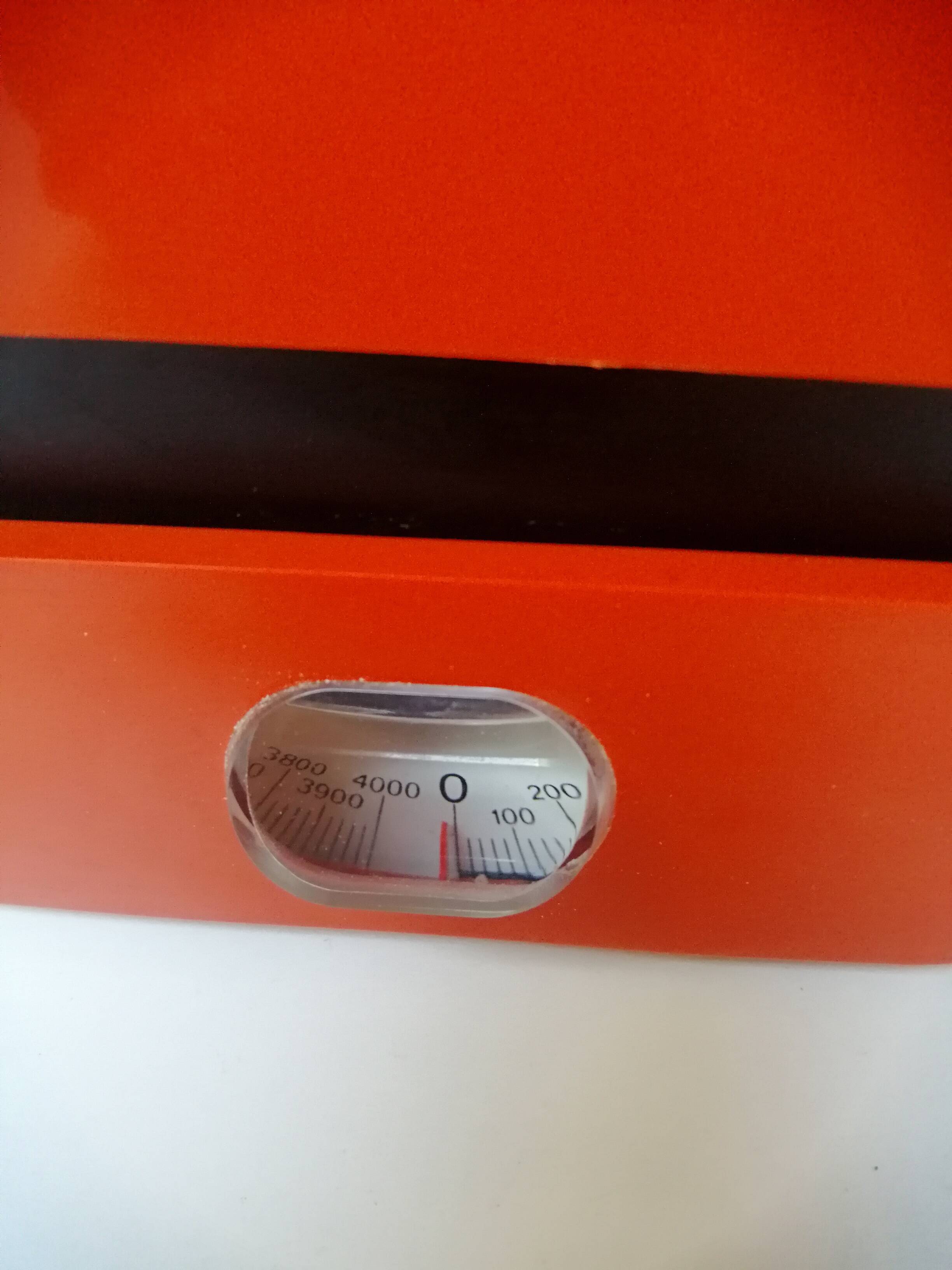 Terrallon 4000 vintage orange scale