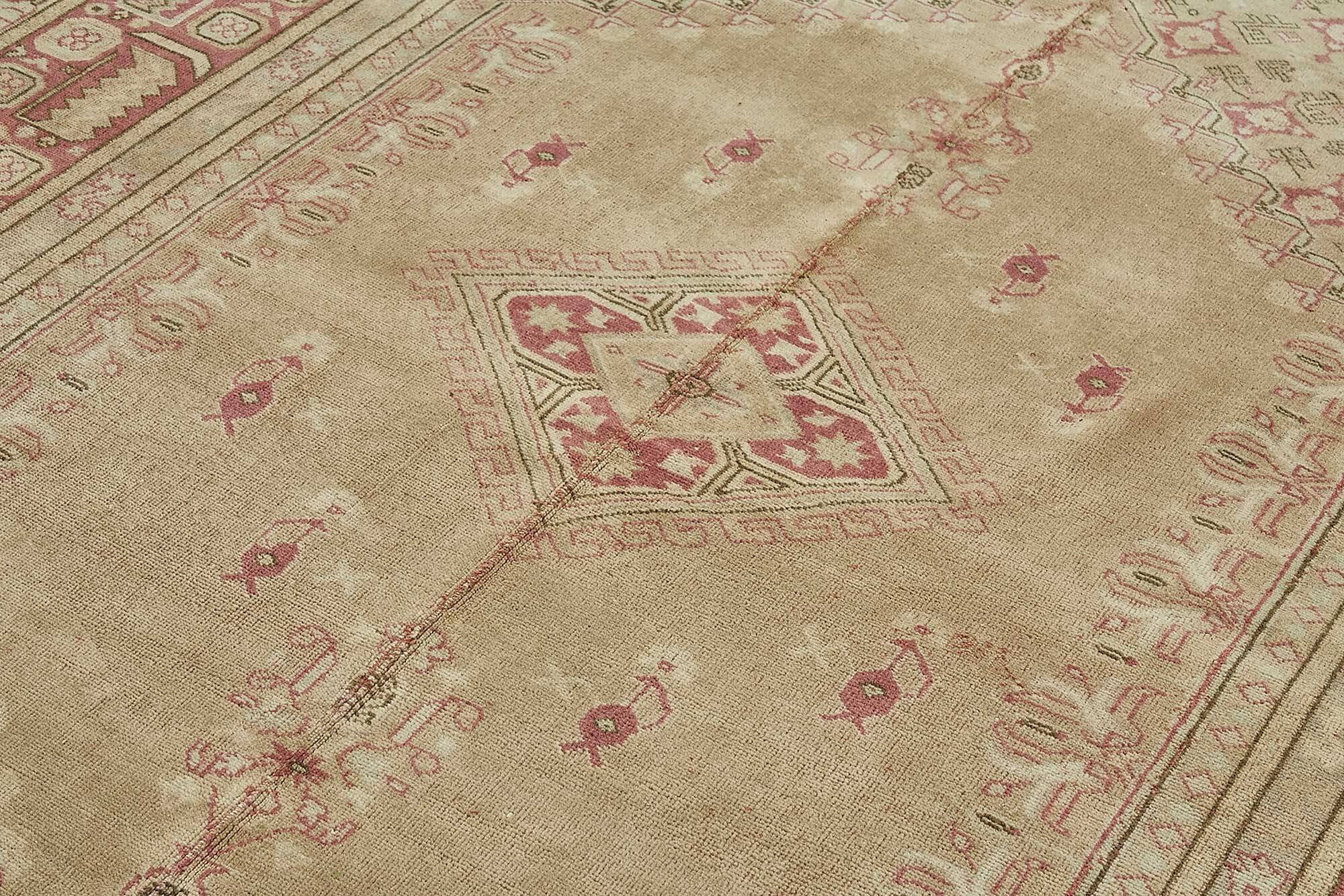 Turkish Vintage Anatolian Rug 210 cm x 324 cm
