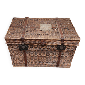 Ancienne malle de voyage