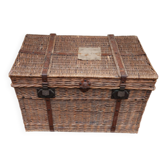 Antique vintage rattan and wicker travel trunk from the 1900s
