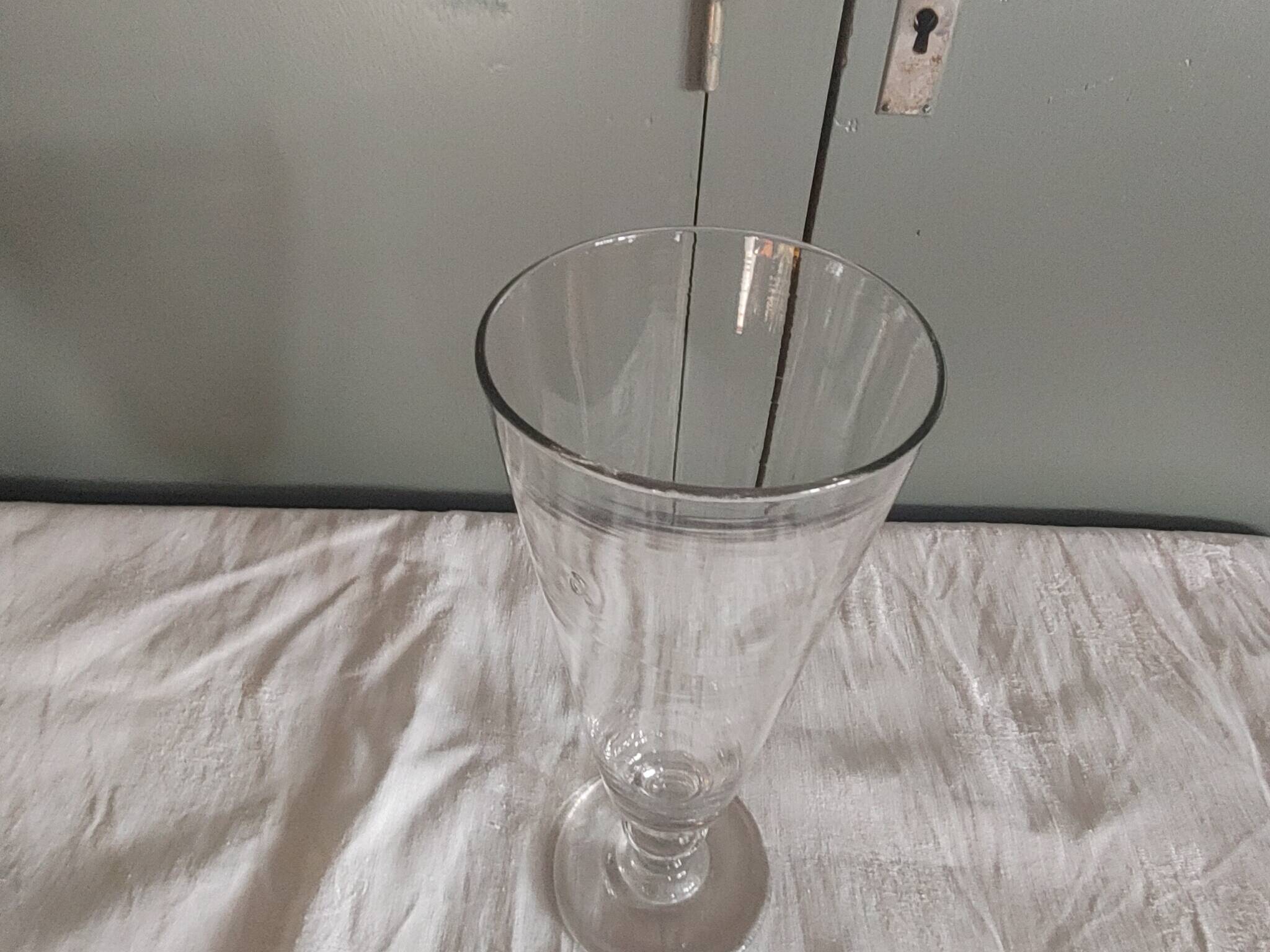 Very large glass or old vase, blown glass, bubbled 19th