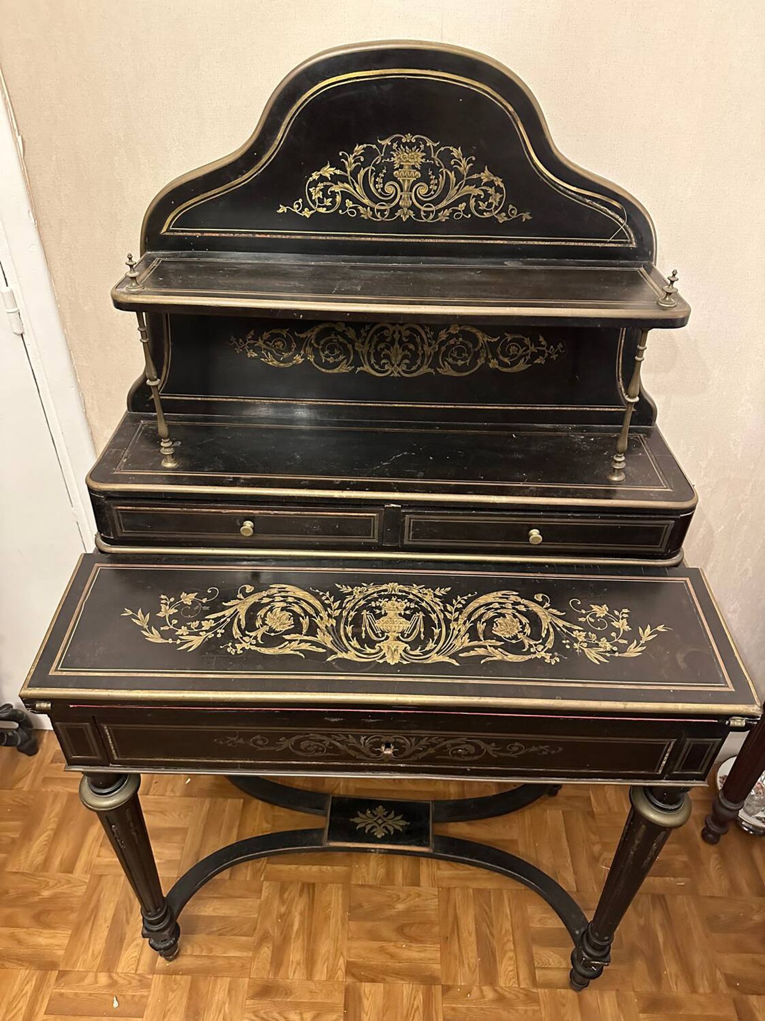Napoleon III secretary with tiers - Blackened wood, enhanced with brass 19th century
