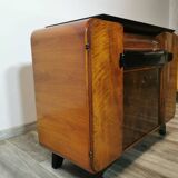 Armoire Gramophone par Jindrich Halabala