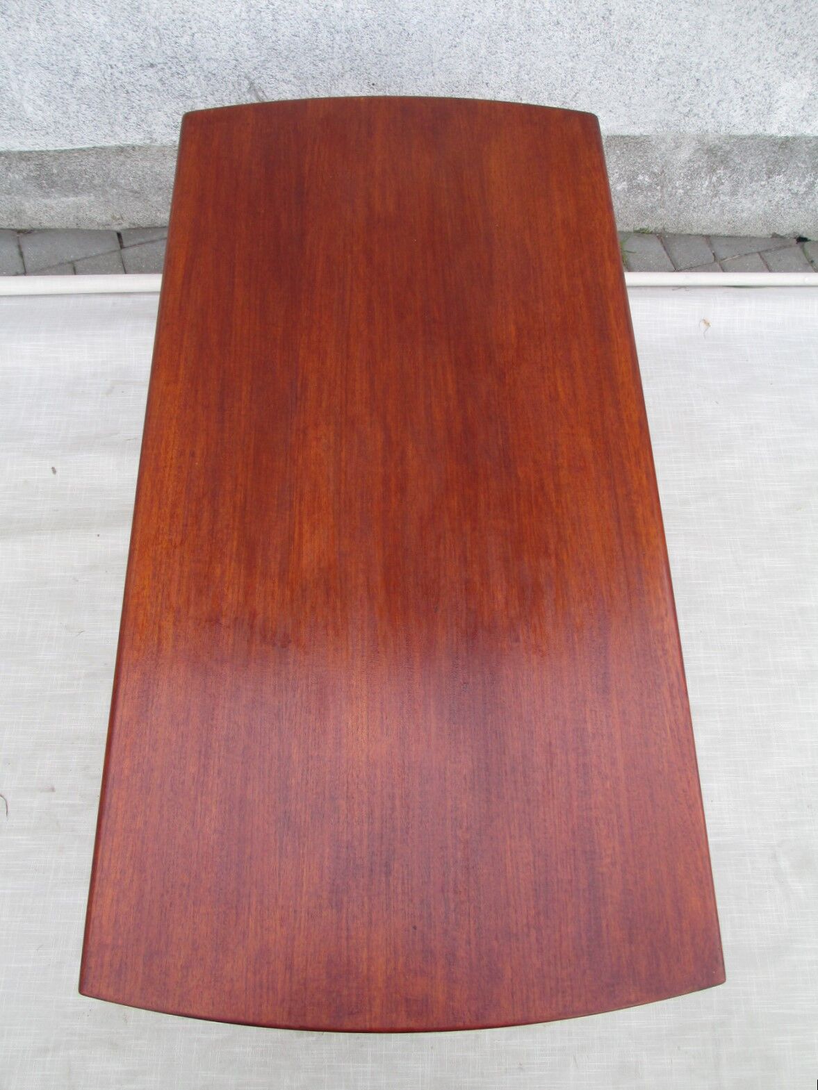 Table basse Suède années 1970