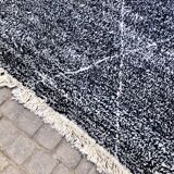 Tapis Beni Ouarain noir chiné à losanges 280x190cm