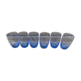 Ensemble de 6 verres gobelets bleus avec motifs grappes raisins gravés