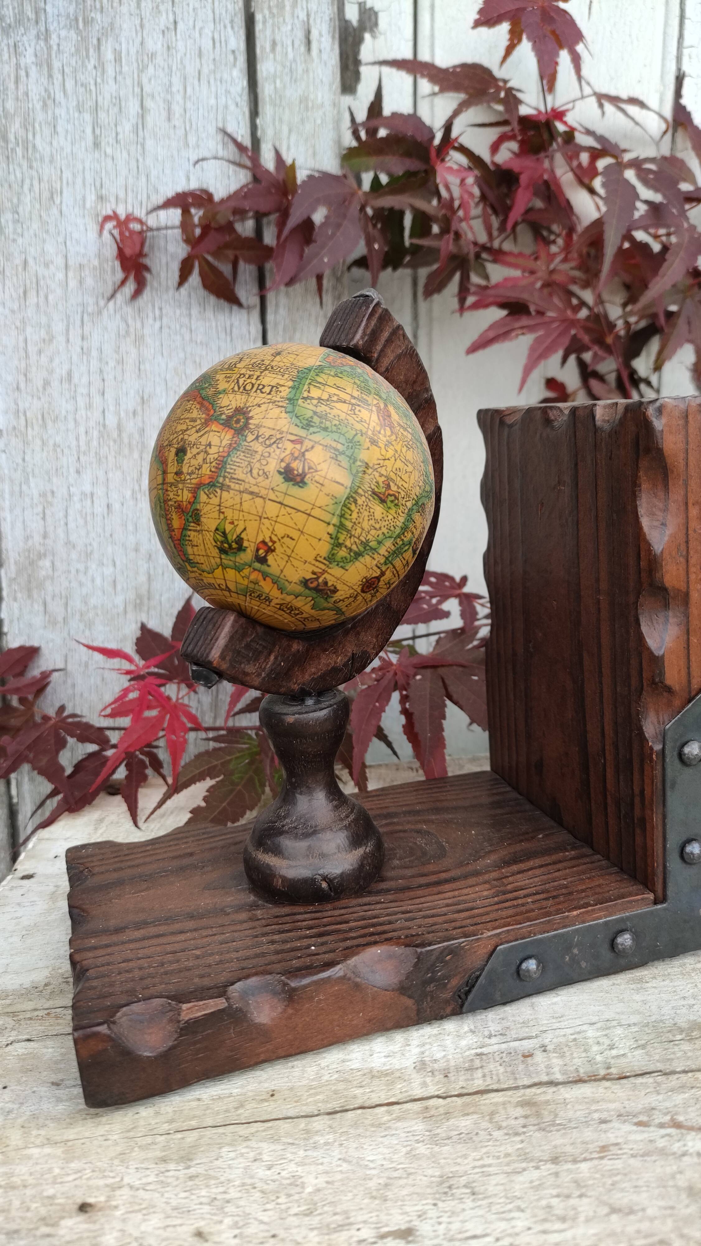 Paire de serre livres mappemonde vintage