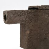 Unique concrete teapot by FCK Frédérick Gautier